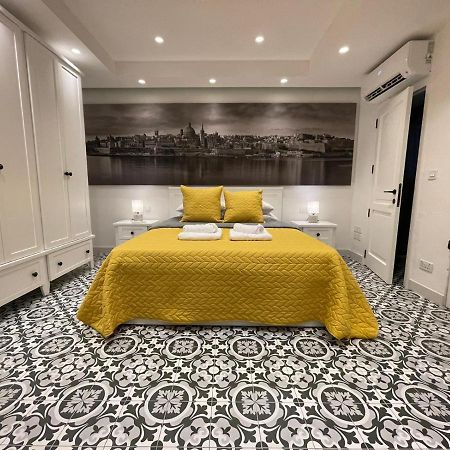 Valletta Home -Dar Il-Kavallier Jacques De Quiqueran ภายนอก รูปภาพ