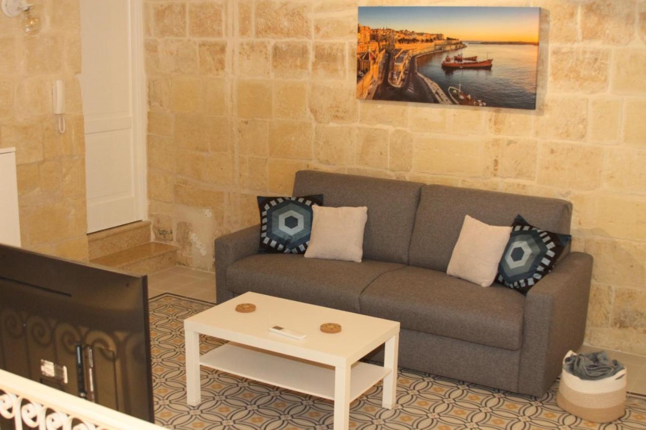 Valletta Home -Dar Il-Kavallier Jacques De Quiqueran ภายนอก รูปภาพ