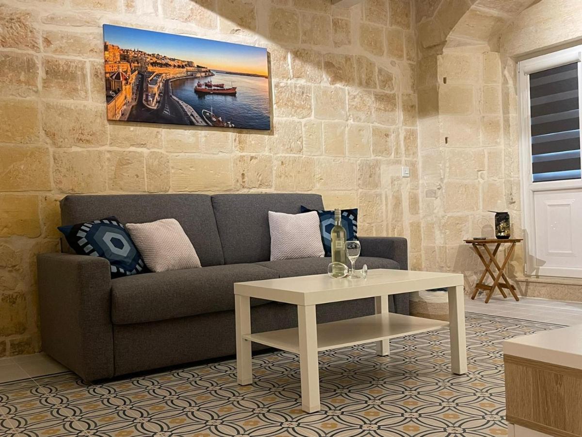 Valletta Home -Dar Il-Kavallier Jacques De Quiqueran ภายนอก รูปภาพ